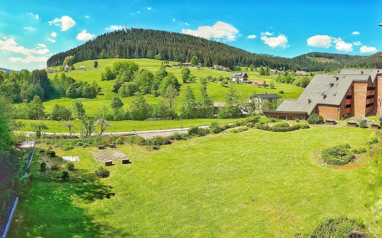 バイアースブロンSchwarzwald Woelkchenアパートメント エクステリア 写真