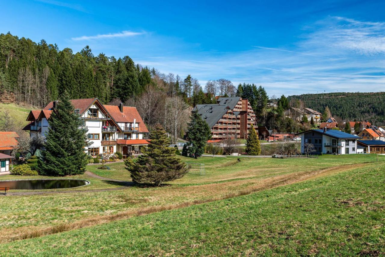 バイアースブロンSchwarzwald Woelkchenアパートメント エクステリア 写真